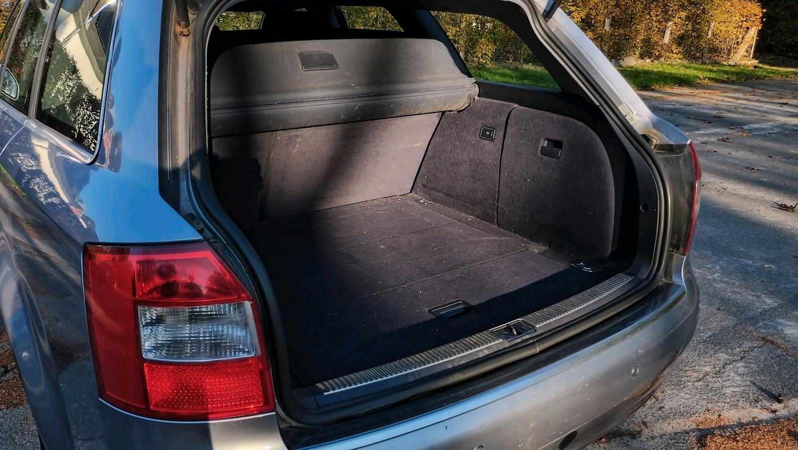 Audi A4 2004 — photo 13