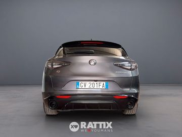 Alfa-Romeo Stelvio - 6
