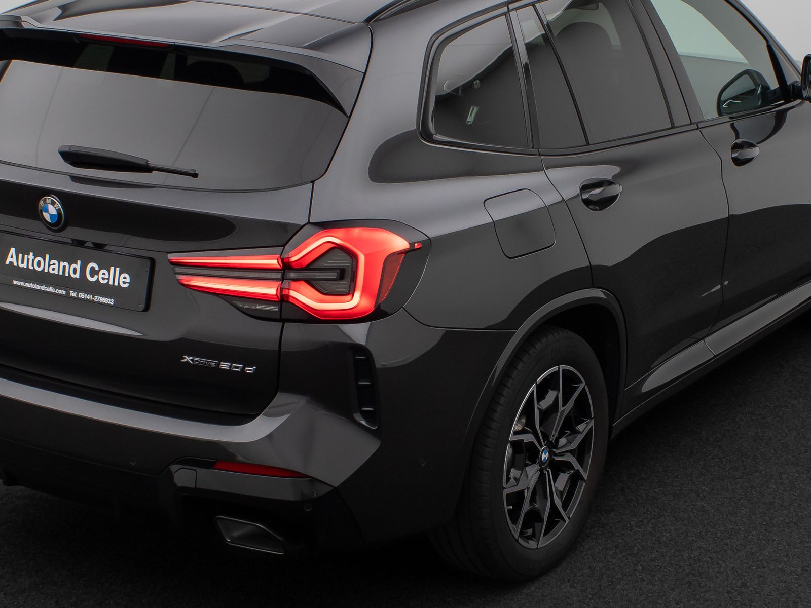 Fahrzeugabbildung BMW X3 xD20d  M Sport Kamera DAB HiFi Komfort 19Zoll