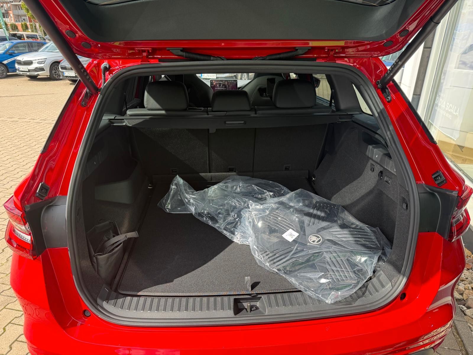 Fahrzeugabbildung SKODA Kodiaq  4x4 Sportline LED NAVI