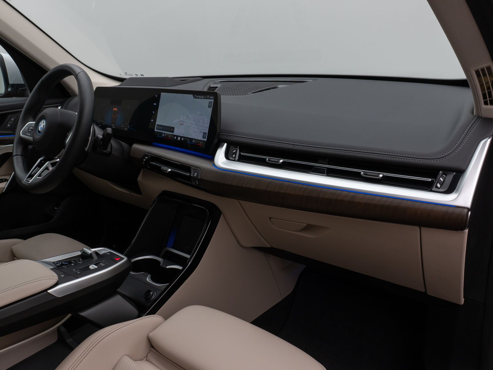 Fahrzeugabbildung BMW X1 xD25e xLine Panorama 360°HUD DAB ACC Sport