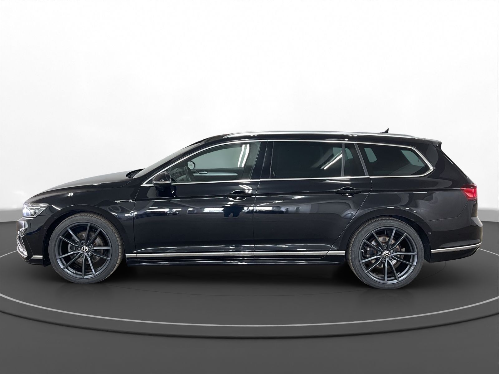 Volkswagen Passat Variant - Bild 6