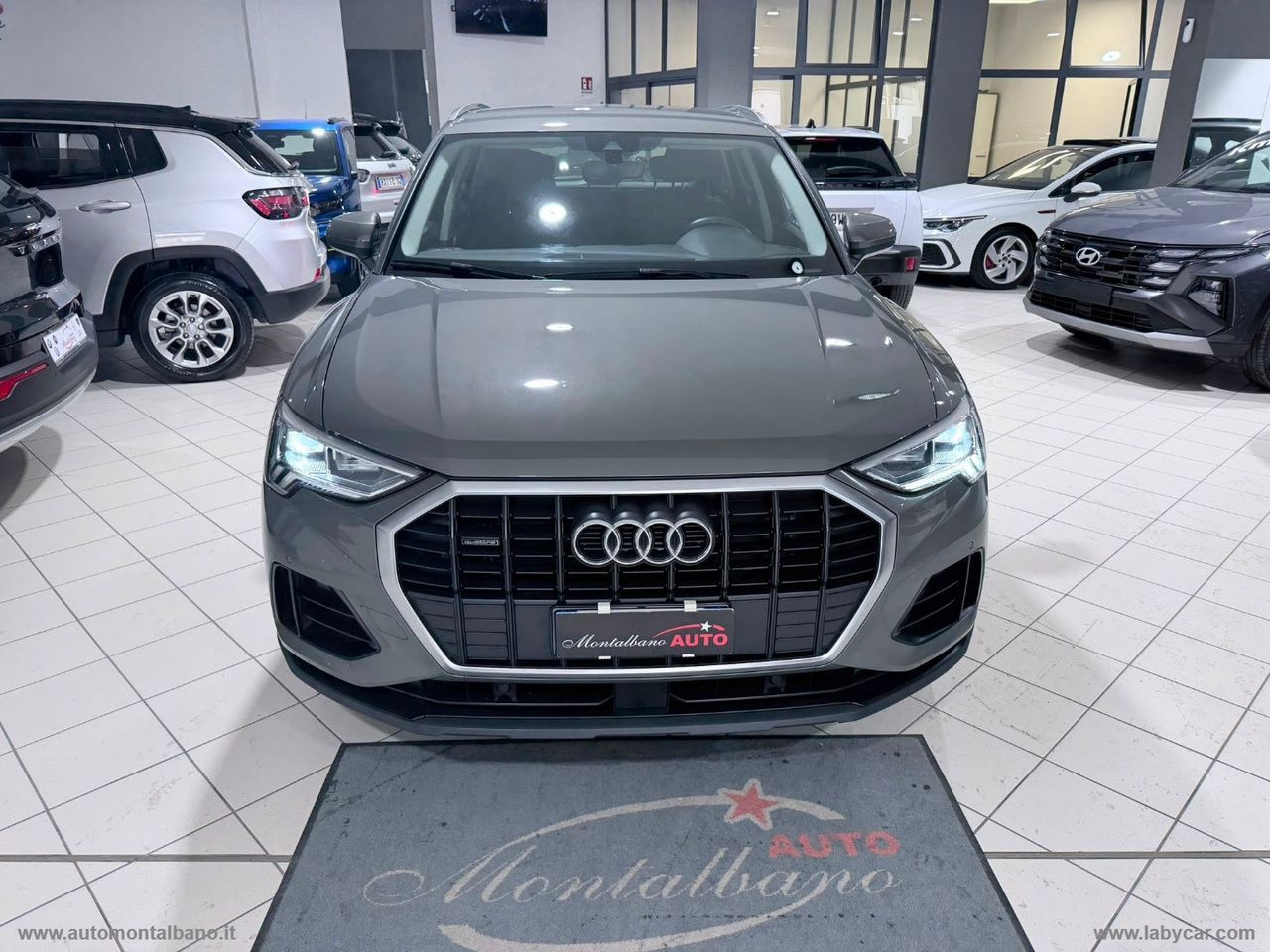 Audi AUDI Q3 35 TDI quattro S tronic Business imagem 2
