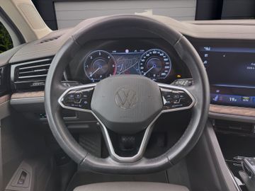 Volkswagen Touareg - 12