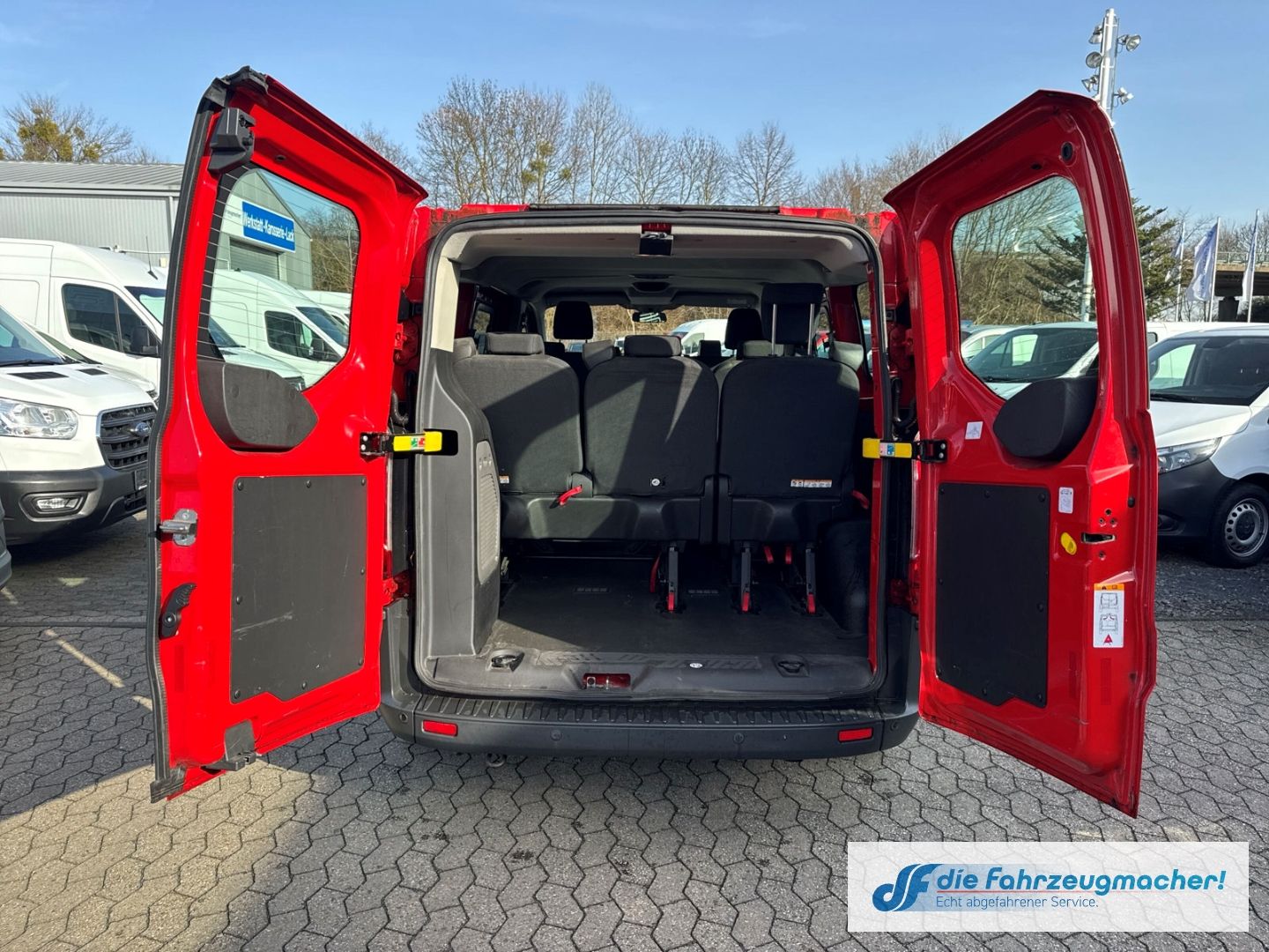 Fahrzeugabbildung Ford Transit Custom Tourneo 300 L1 *2357