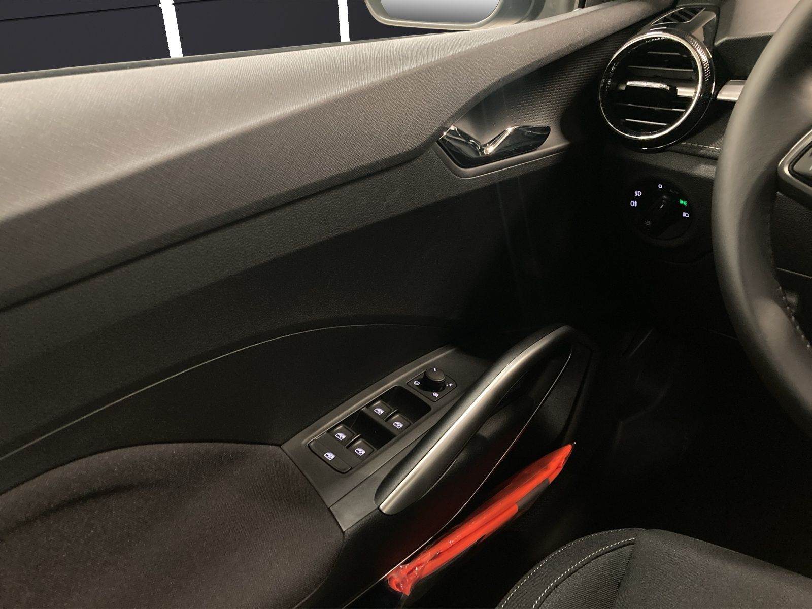 Fahrzeugabbildung SKODA Fabia TOUR LED NSW CLIMA KESSY