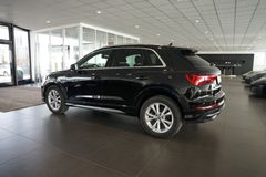 AUDI Q3 40 TFSI quattro S line | MMI Navi | Matrix AUDI Q3 40 TFSI quattro S line | MMI Navi | Matrix