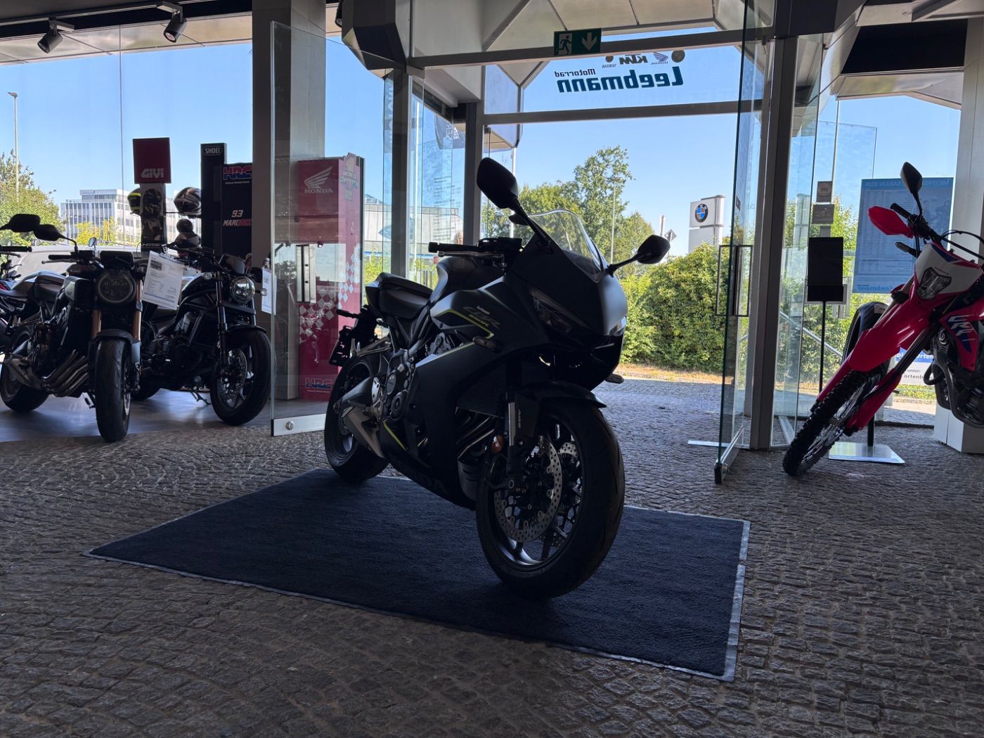 Fahrzeugabbildung Honda CBR 650 R