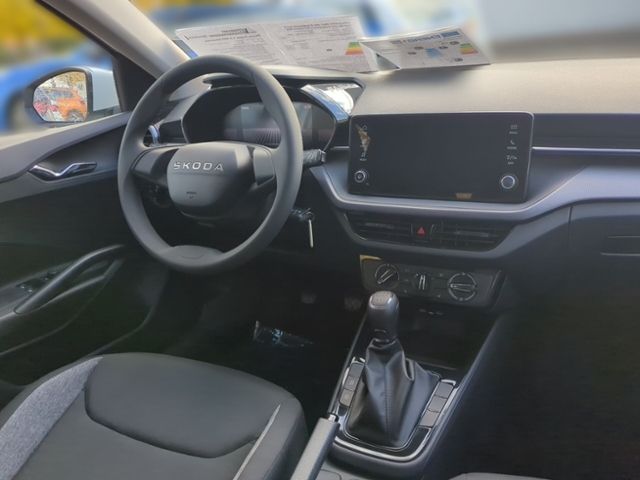 Fahrzeugabbildung SKODA Fabia 1.0 MPI Essence KLIMA SITZHZG PDC