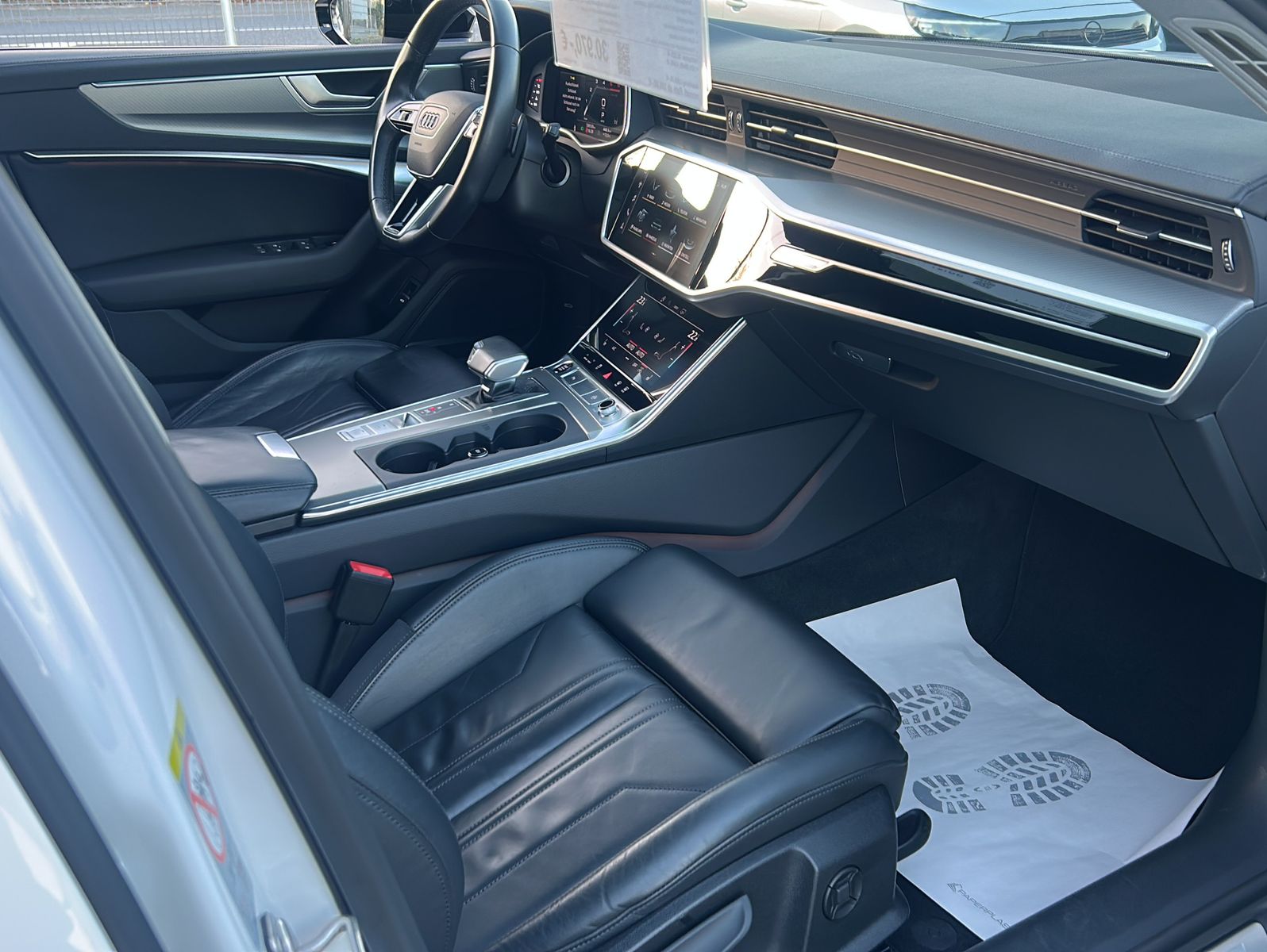 Fahrzeugabbildung Audi A6  Avant 40 TDI design