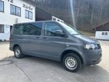 Volkswagen T5 Caravelle - Volkswagen T5 Caravelle aus 2012