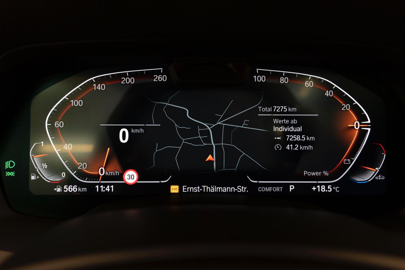 Fahrzeugabbildung BMW X6 40i xDrive M Sportpaket Harman Head up 360