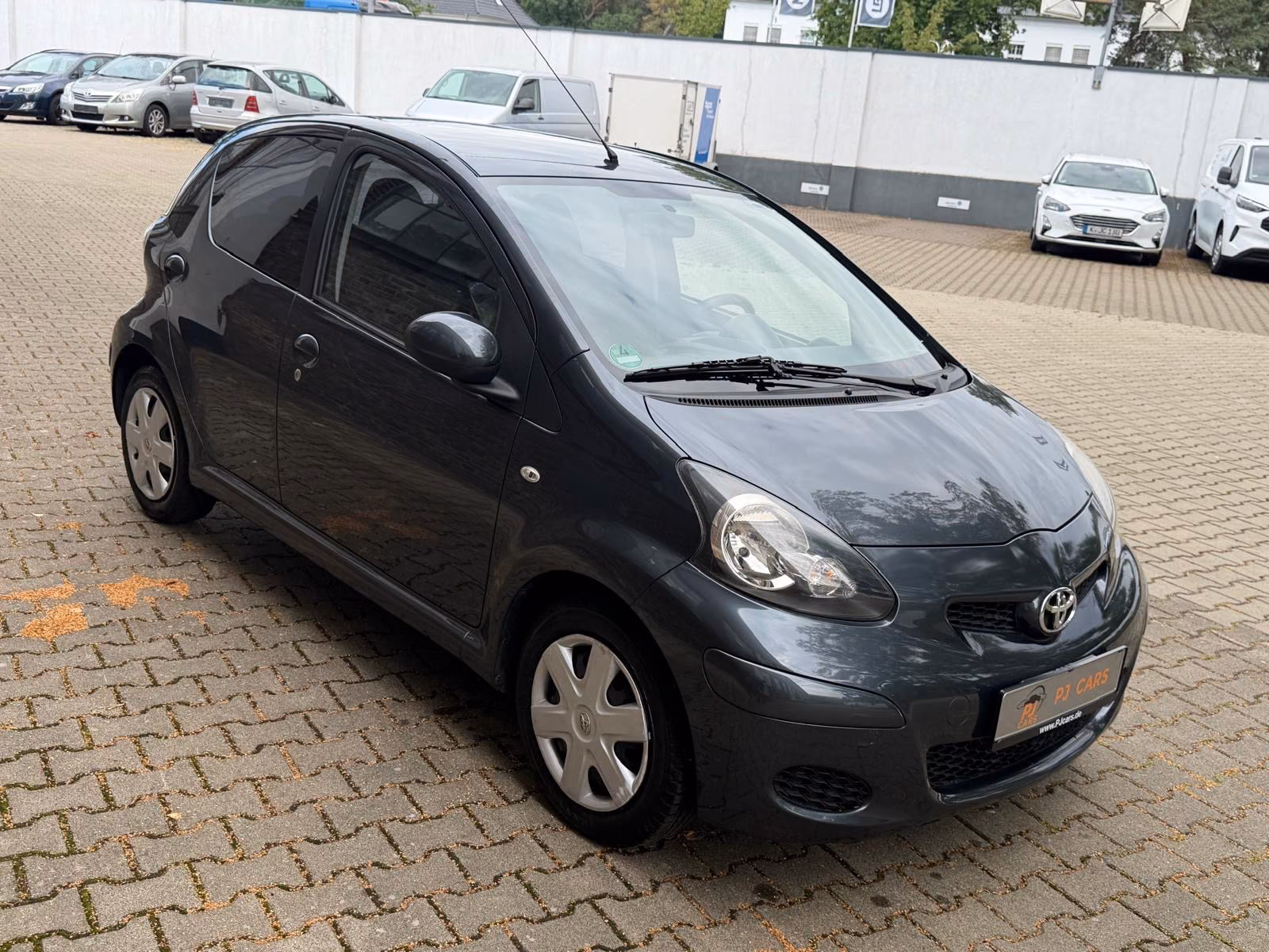 Toyota Aygo AYGO**72527 Km**Tüv & Inspektion Neu**