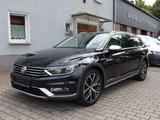 Volkswagen Passat  Alltrack,4x4,Leder,Standhzg,Panoram,Ahk - Volkswagen Passat mit Benzin-Antrieb: Leder, Kombi