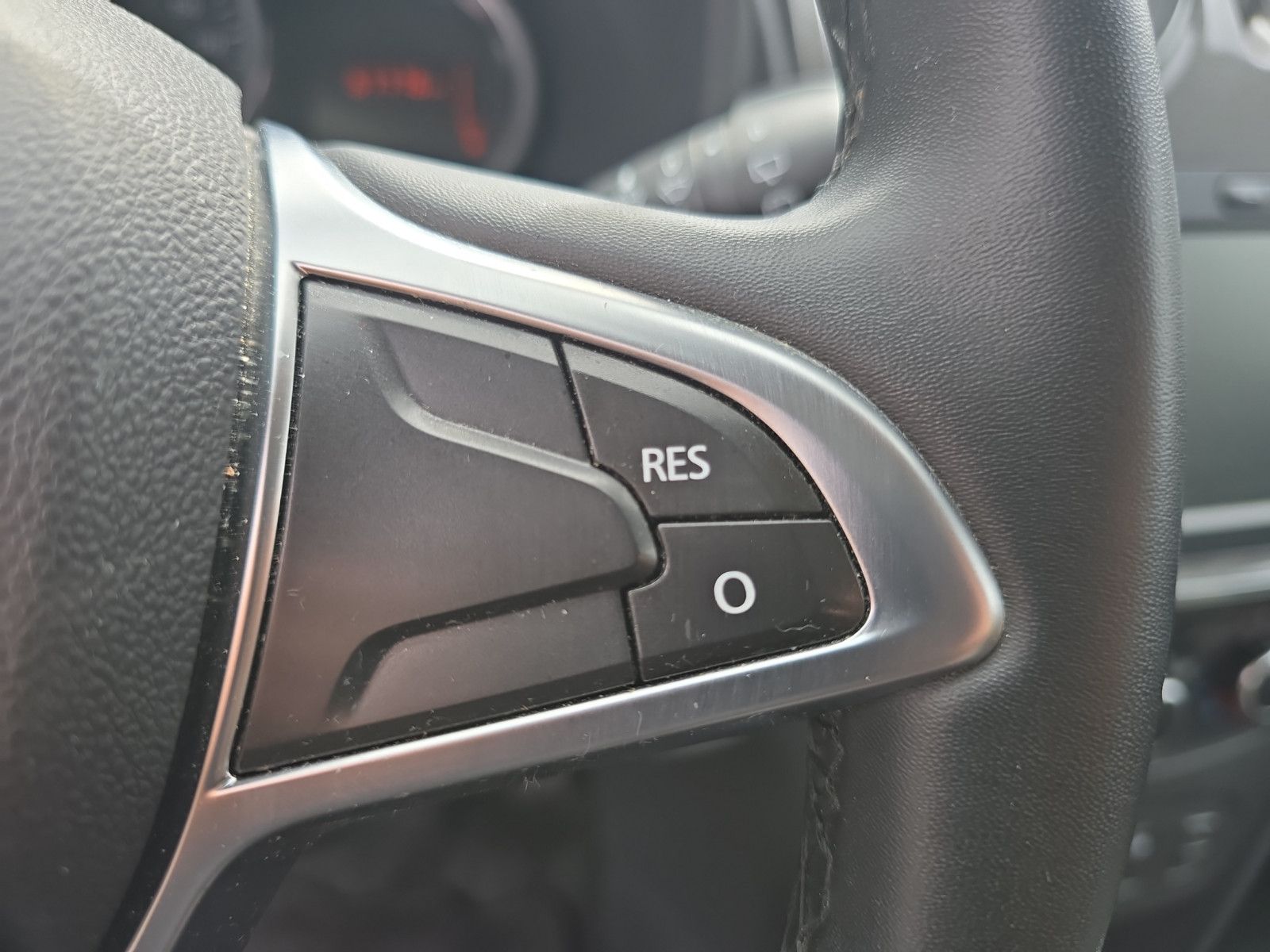 Fahrzeugabbildung Dacia Sandero II Stepway Prestige Kamera Navi Media