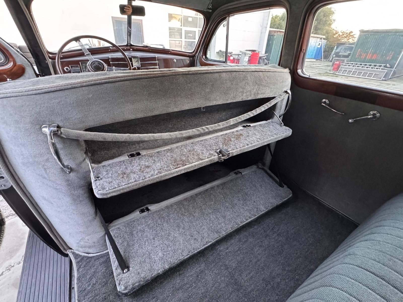 Cadillac Fleetwood 75