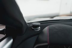 Fahrzeugabbildung Aston Martin DBS 6.0 Touchtronic *Carbon / Unikat*