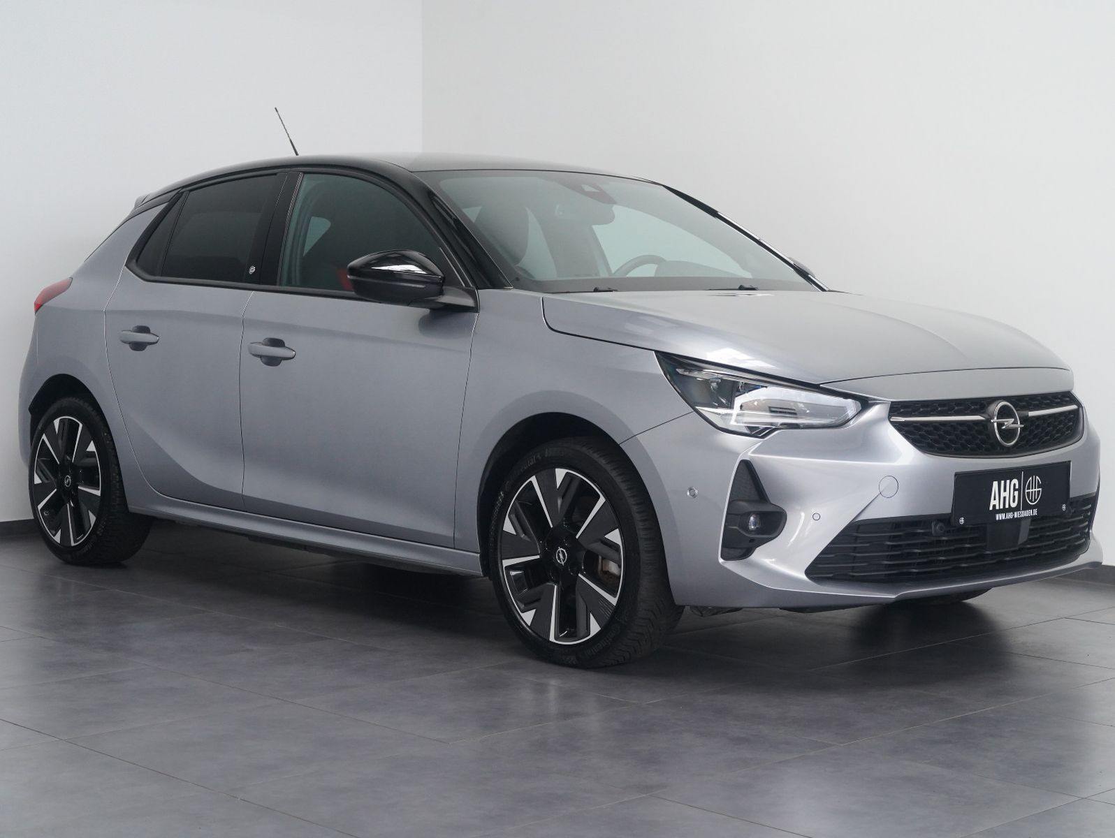 Fahrzeugabbildung Opel Corsa F e GS Line LED/KAMERA/PANORAMA/SOH