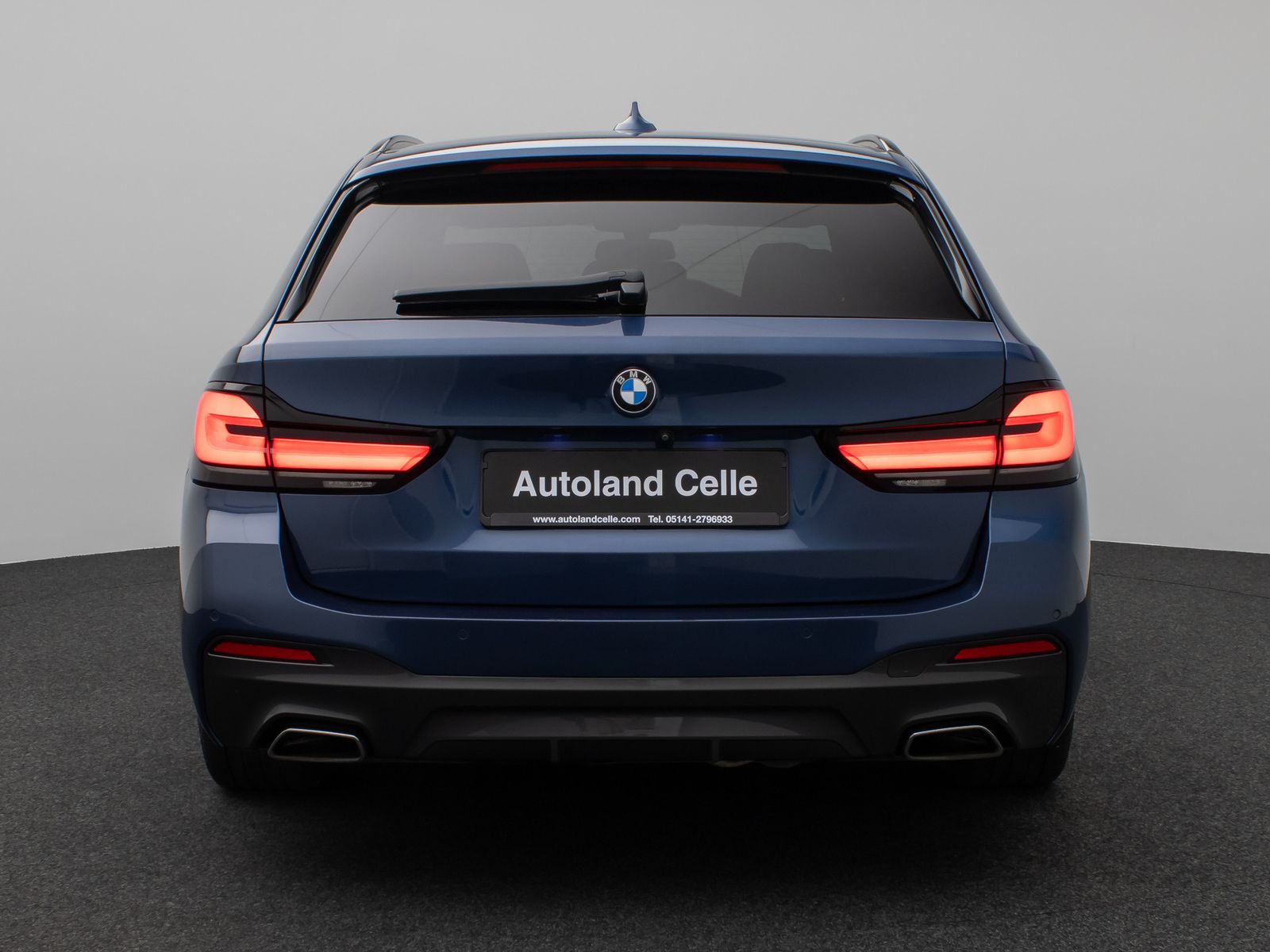 Fahrzeugabbildung BMW 530d M Sport Panorama Kamera Laser HUD DAB H/K