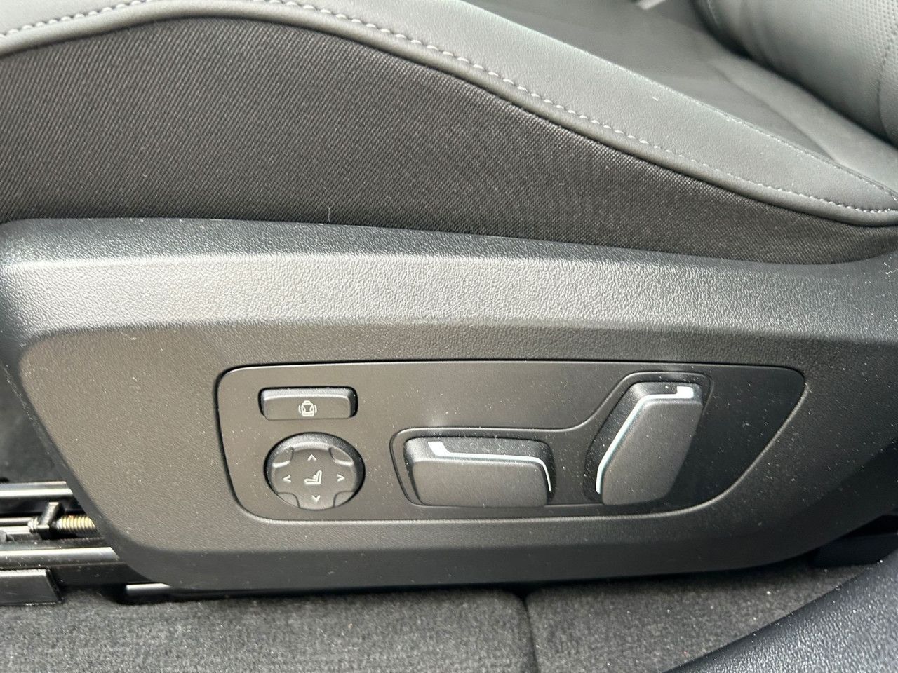 BMW X3 M50 - Bild 15
