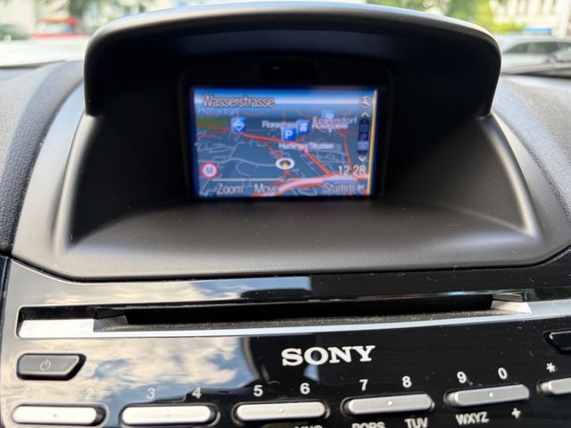 Fahrzeugabbildung Ford Fiesta Titanium+Kamera+Navi+SHZ+Allw.LM+BT+PDC