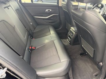 BMW 318 - 12