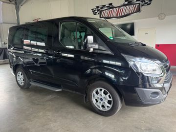 Ford Tourneo Custom - 12