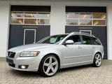 Volvo V50 Kombi D2 Business Edition*Klima*AHK*Tüv! - gebrauchte Volvo V50 aus dem Jahr 2011