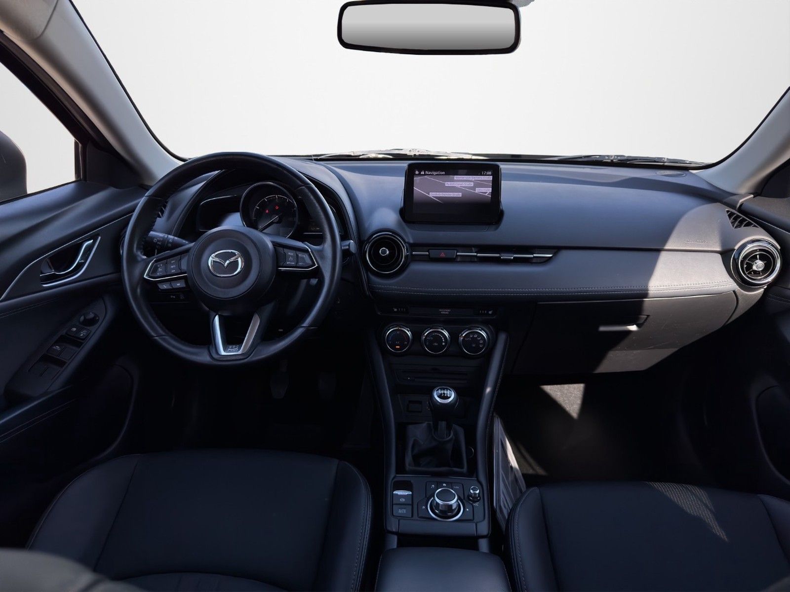 MAZDA CX-3 Sports-Line 2.0 KLIMA / TEILLEDER / NAVI / - Image 10