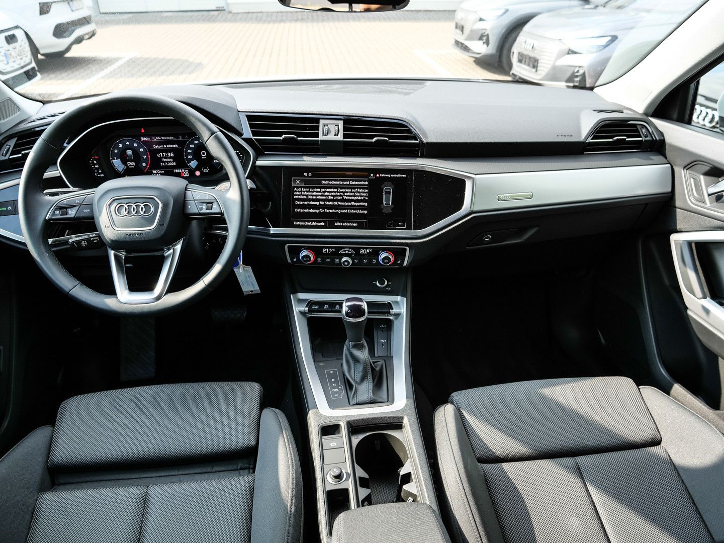 Audi Q3 Sportback 35 TFSI Black AHK LED NAVI Sitzh. A foto 11