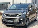 Peugeot Traveller AllureL2/ 8 SitzerAHK/MFL/SHZ/Panorama - Peugeot: Sitzer 8