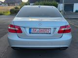 Mercedes-Benz E 200 CGI AMG Line Avantgarde Aut/ACC/Scheckheft - Mercedes-Benz E 200: 5 Türen