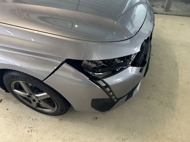 Fahrzeugabbildung Peugeot 308 SW Active Pack Automatikgetriebe