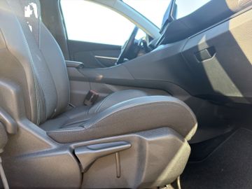 Peugeot 3008 1.6 225 Allure AHK+Kam.+KeyLess+LED+Navi