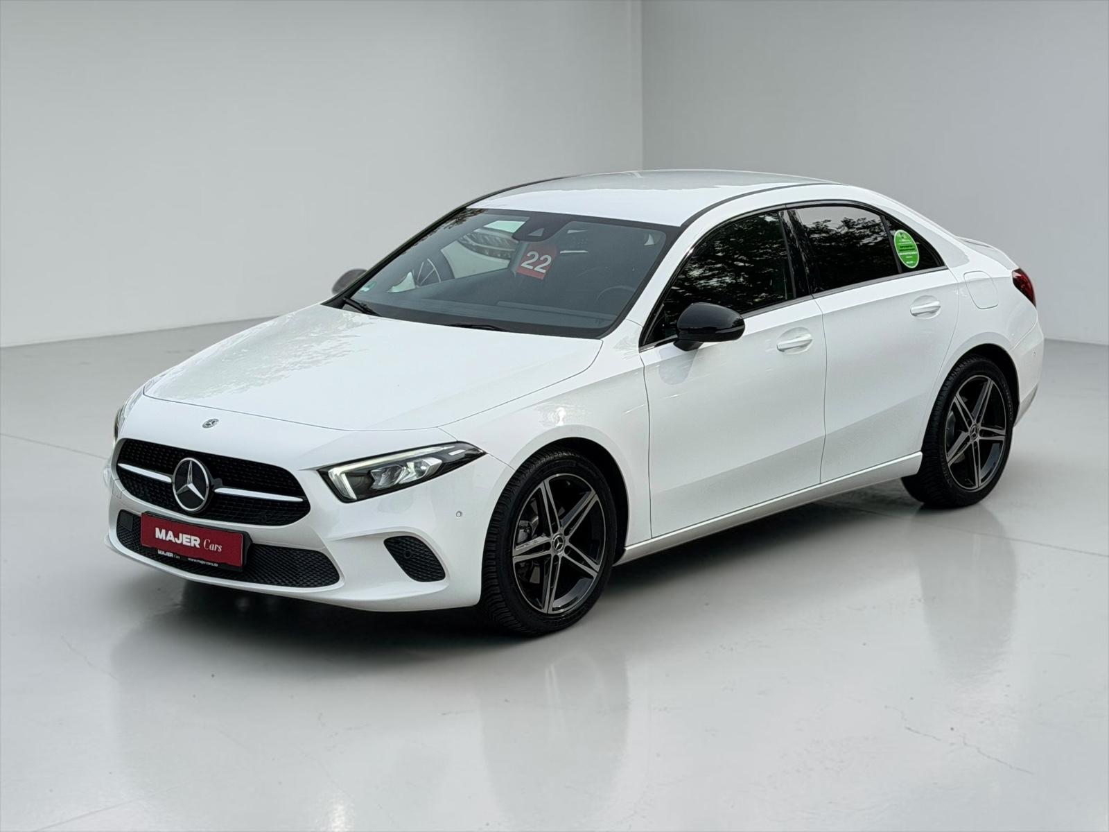 Mercedes-Benz A-Class Limousine*LED*AMBIENTE*TEMPOM*KLIMA*NIGHT*