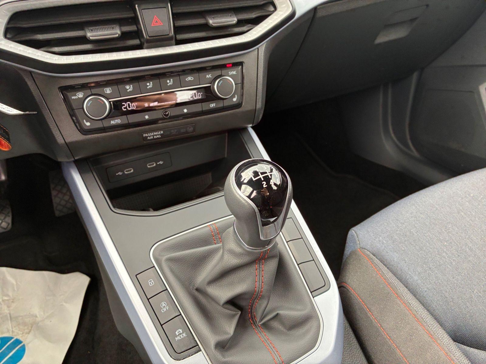 Seat Arona 1.0 TSI FR Navi SHZ GJR