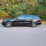Mercedes-Benz E 320 CDI T Elegance Vollausstattung Ahk Facelif - Mercedes-Benz E 320 aus 2007