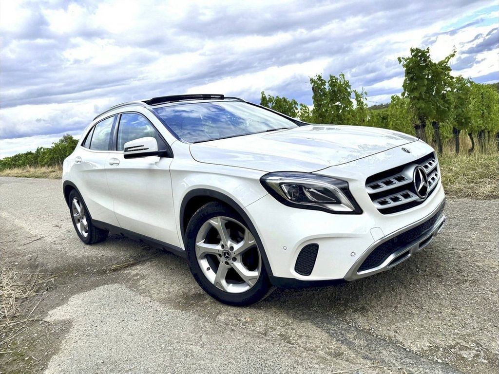 Image of Mercedes-Benz GLA 180