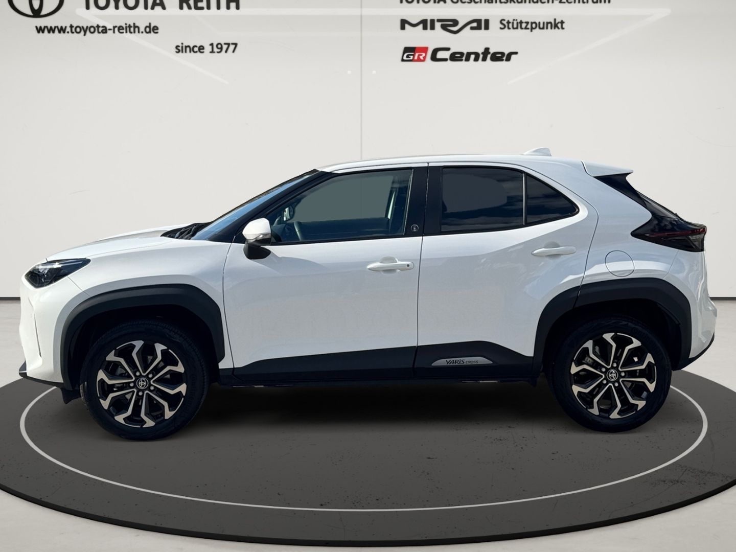 Toyota Yaris Cross Hybrid FWD Team Deutschland Navi 360 imagem 2