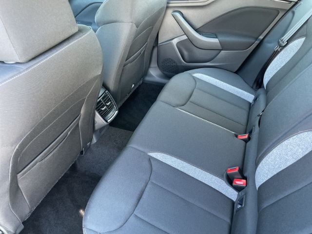 Fahrzeugabbildung SKODA Kamiq 1.0 TSI Selection Autom. Rückfahrkamera, A