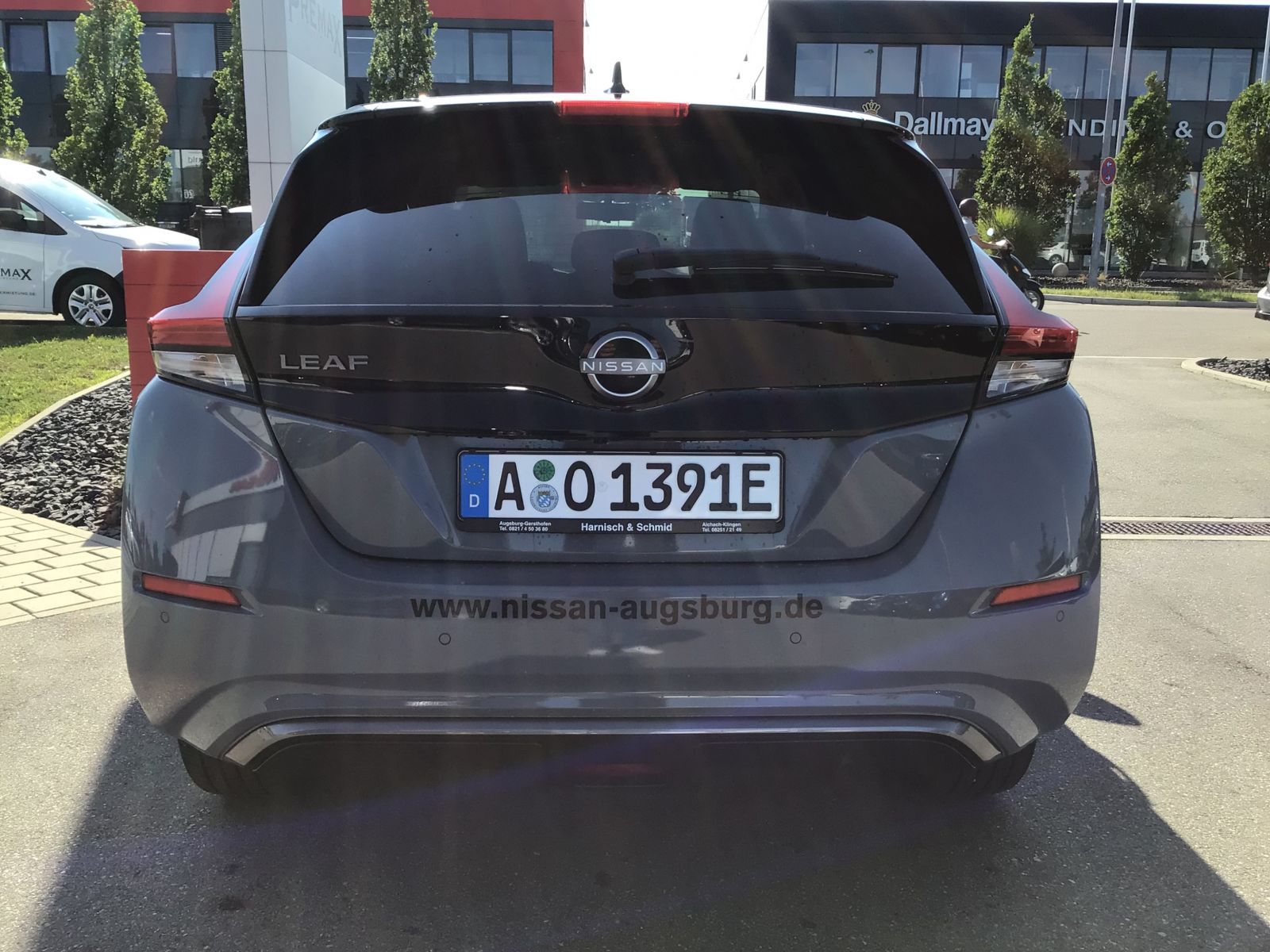 Fahrzeugabbildung Nissan Leaf 59 kWh Direktantrieb - e+ Tekna - 2Farben
