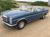 Mercedes-Benz CE 280 - Mercedes-Benz CE 280