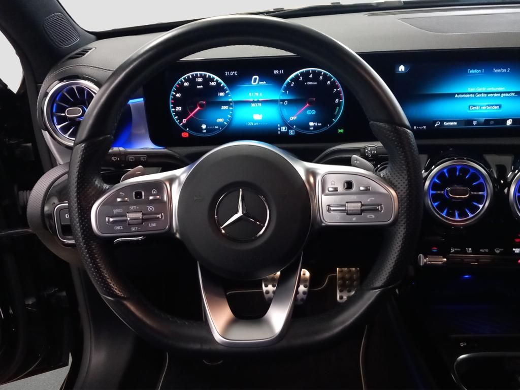 Fahrzeugabbildung Mercedes-Benz A 250 e Kompaktlimousine AMG Line*NightPaket*LED
