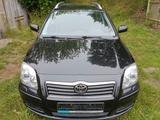 Toyota Avensis Combi Executive 2.4-l-VVT-i Automati... - Toyota Avensis aus 2004: Kombi