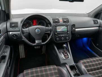 Fahrzeugabbildung Volkswagen Golf V GTI Edition 30 Navi Soundsystem Standhzg