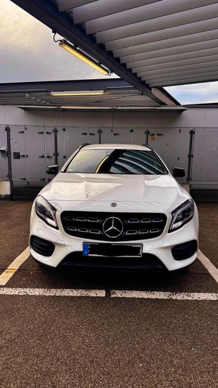 Image of Mercedes-Benz GLA 250