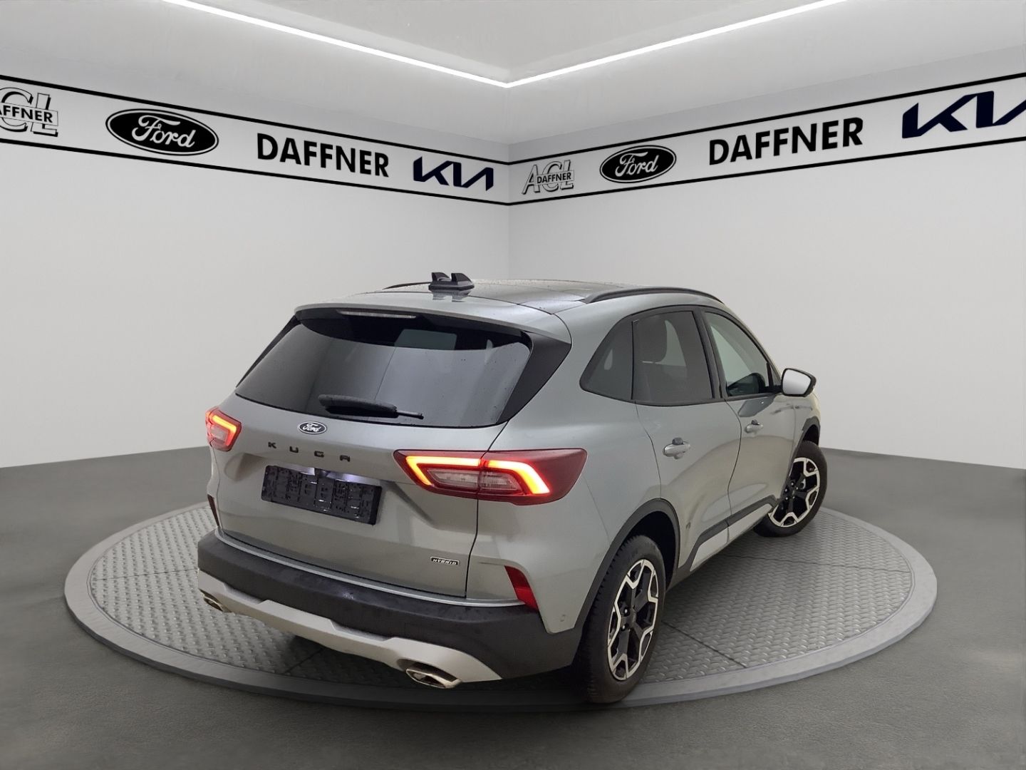 Fahrzeugabbildung Ford Kuga Plug-In Hybrid Active X HUD Navi B&O LED