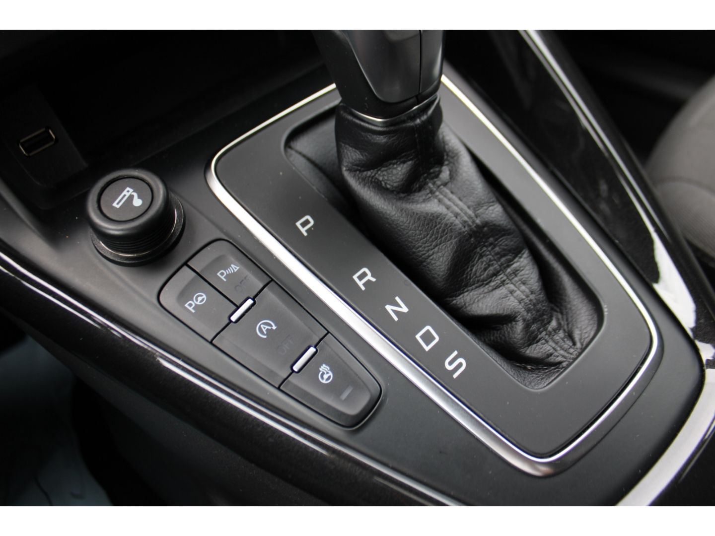 FORD Focus Turnier Titanium 1.5 EcoBoost Xenon RFK GR - Image 23