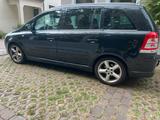 Opel Zafira B 1.7 CDTI, 7-Sitzer schwarz - Opel Zafira Gebrauchtwagen in Oldenburg