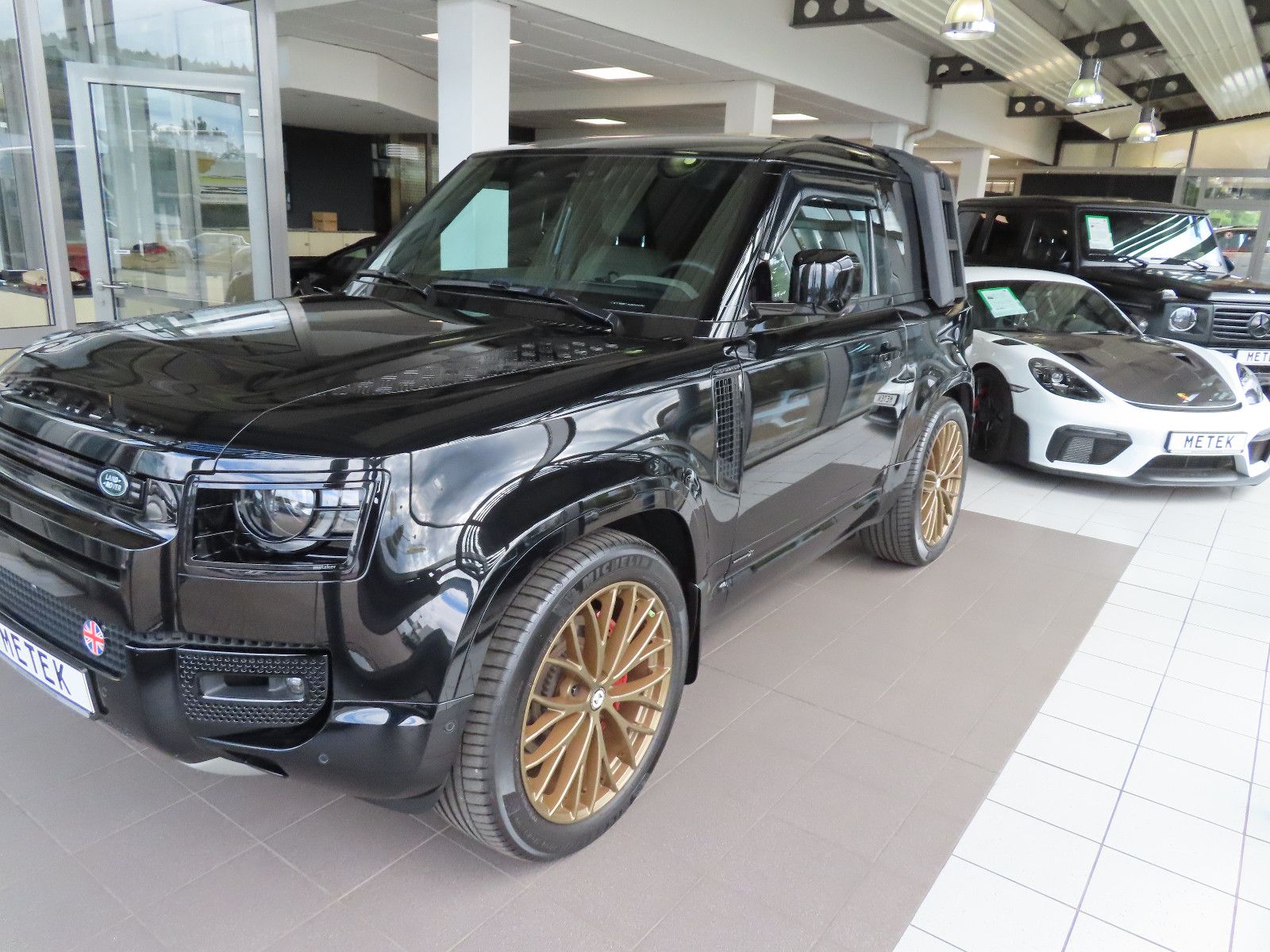 Land Rover Defender 90 X PANO AHK 360° HEAD UP foto 4